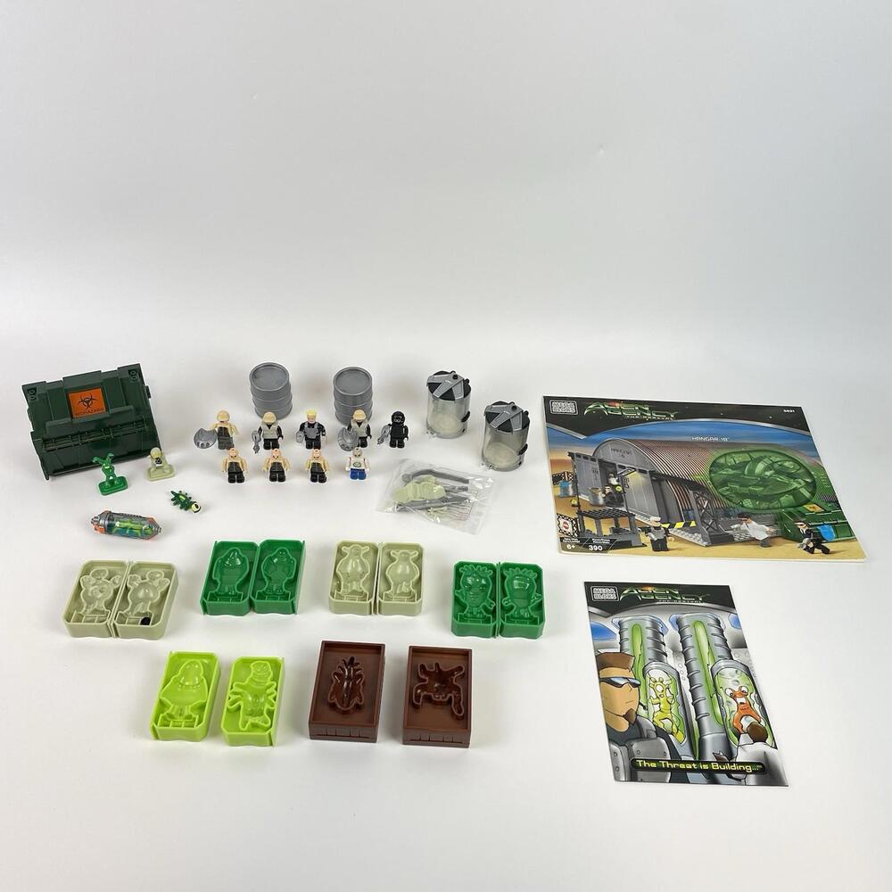 Mega Bloks Alien Agency Misc Figure Accessories Replacement Parts Lot
